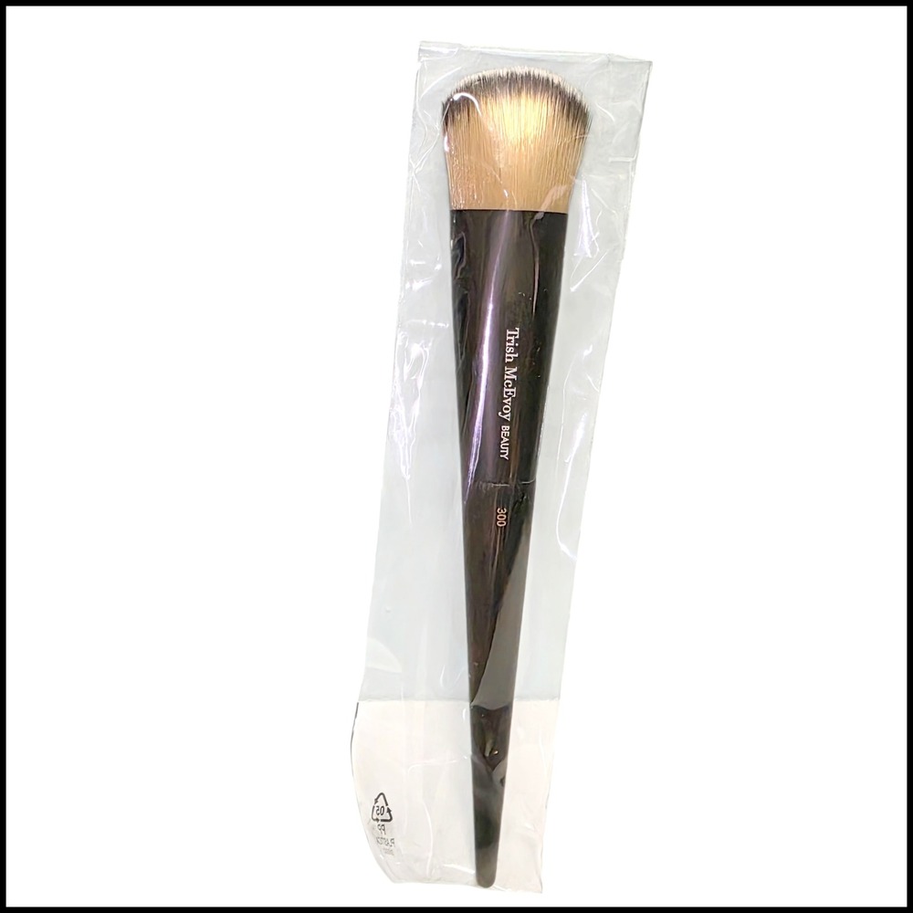 Trish McEvoy Beauty 300 Flat‎ Buffing Brush Makeup Foundation New